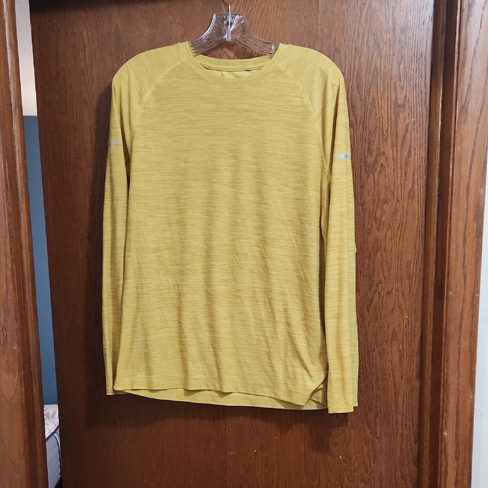 Old Navy Mustard Long Sleeve Men's Tee